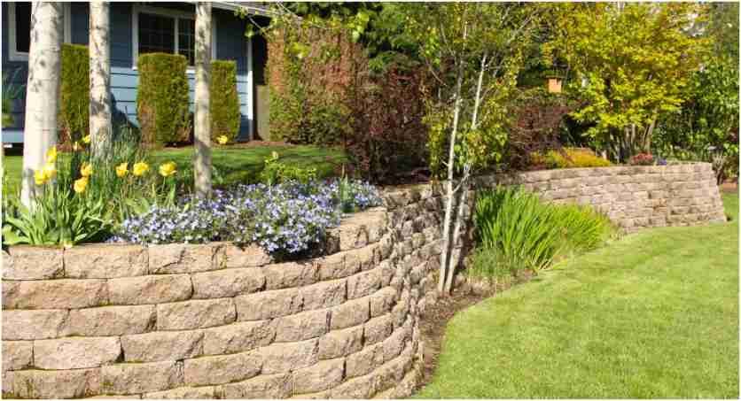 How To Choose The Right Retaining Wall For Your Outdoor Project
